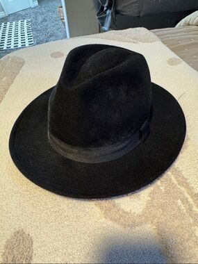 H&M Black Felt Fedora Hat with Ribbon Band
